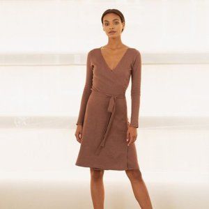 Modern Citizen Wrap Dress Size Medium